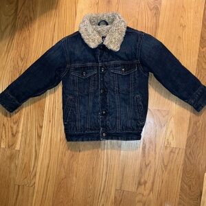 GAP KIDS UNISEX XS 4-5 SHERPA LINED DENIM
JACKET NWOT